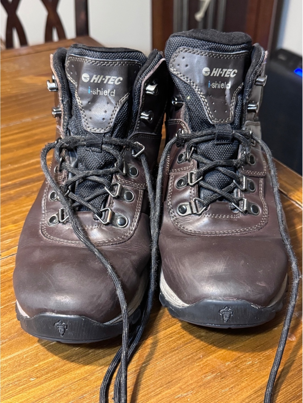 Hi-Tec Altitude VI I WP Hiking Boots Men’s 8.5 Brown Waterproof Michelin Sole